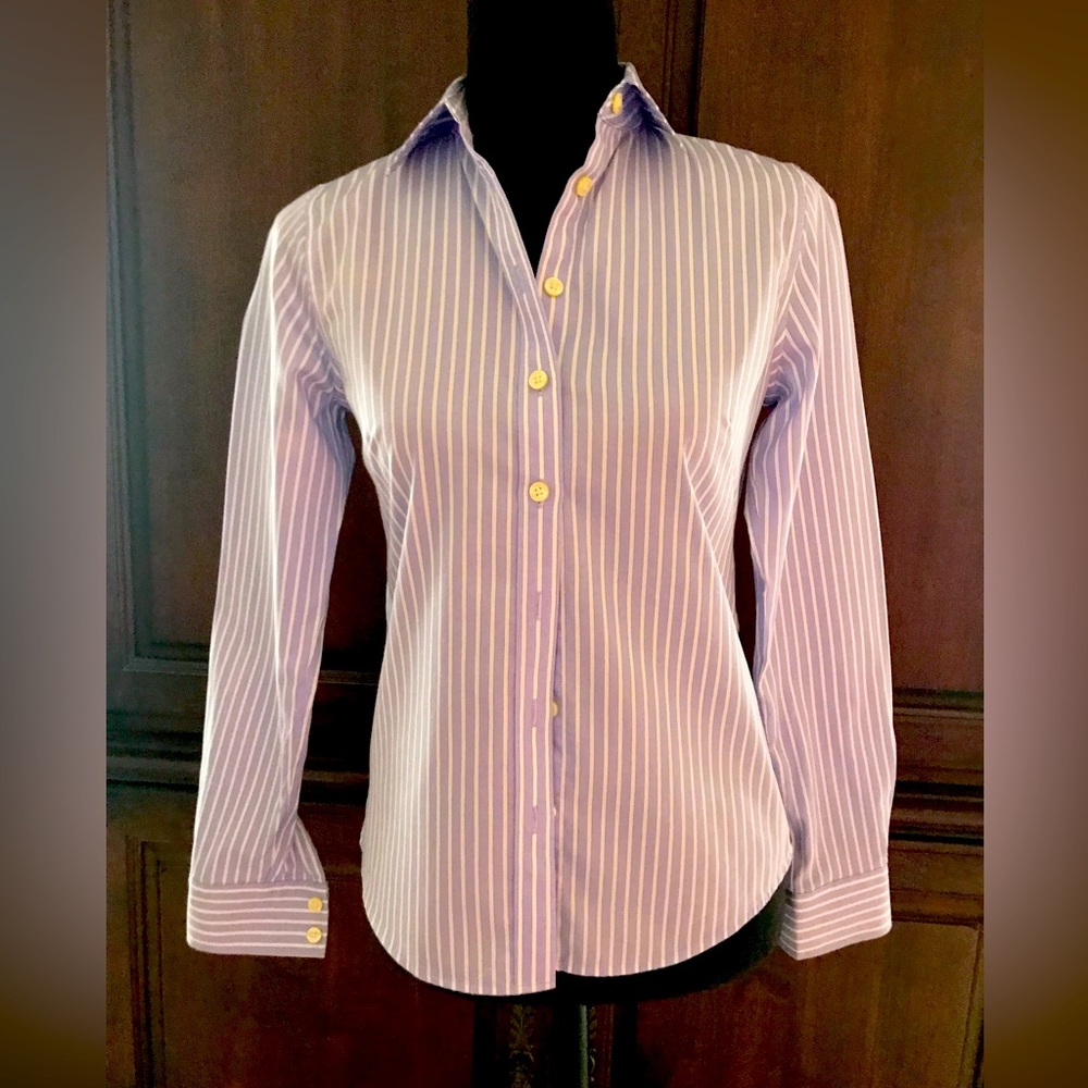 Banana Republic women’s shirt